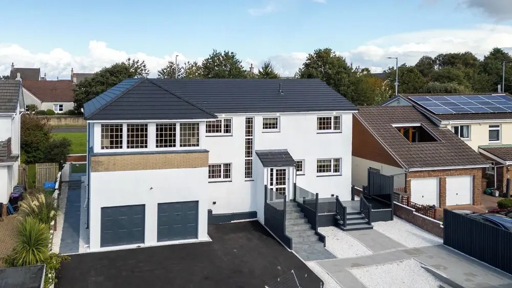 No.22 Shalloch House