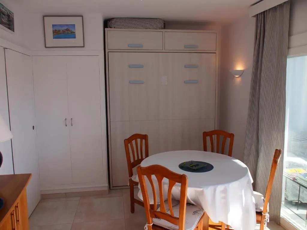 Miramar 28A