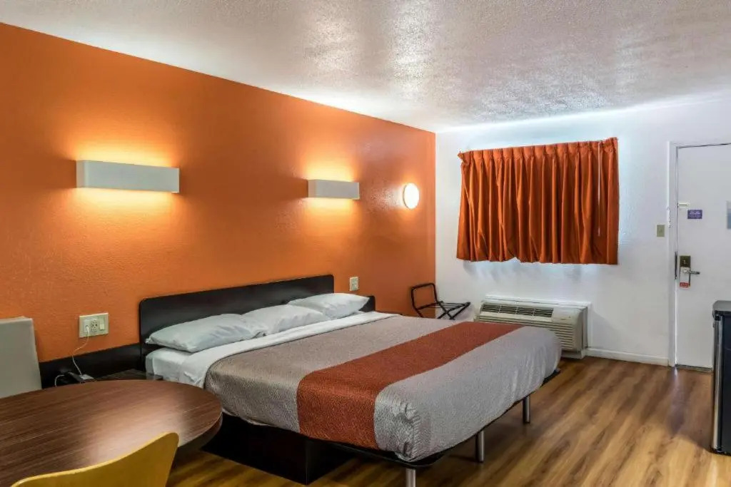 Motel 6-Schenectady, NY