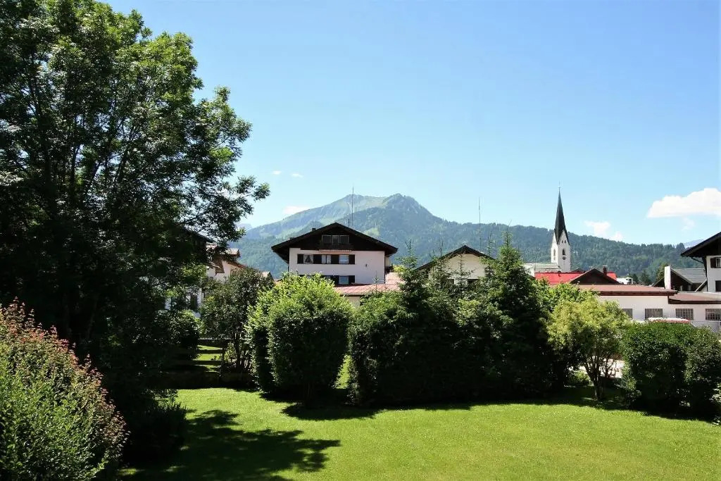 Alpenflair Ferienwohnungen Whg 107 "Fliederbusch"