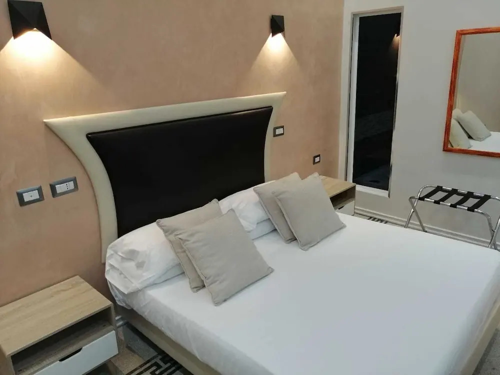 Roma Veneto Relais