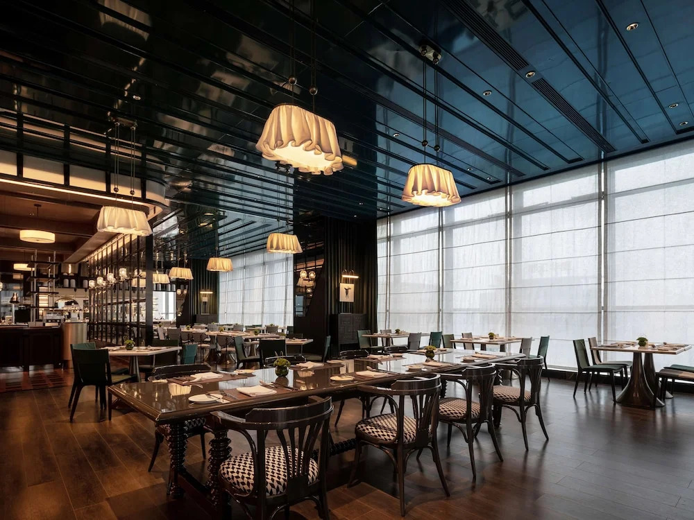 Отель The Langbo Chengdu