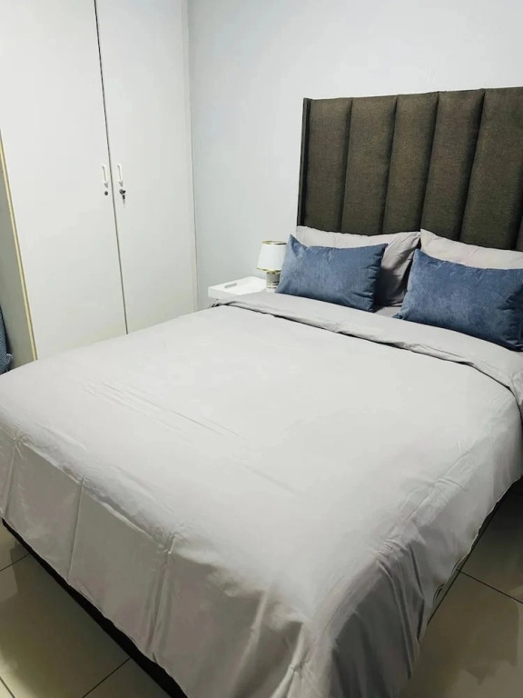 Stylish Vorna Valley Apartment Comfort and Convenience in Midrand