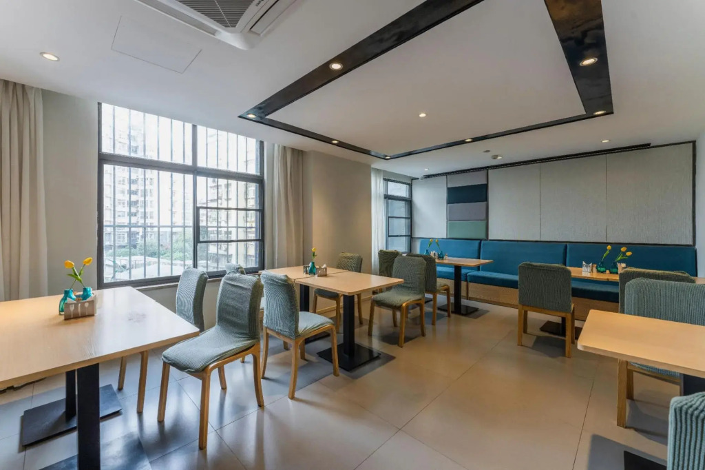 Homeinn Selected Hotel (Xiaogan Hubei Engineering College)