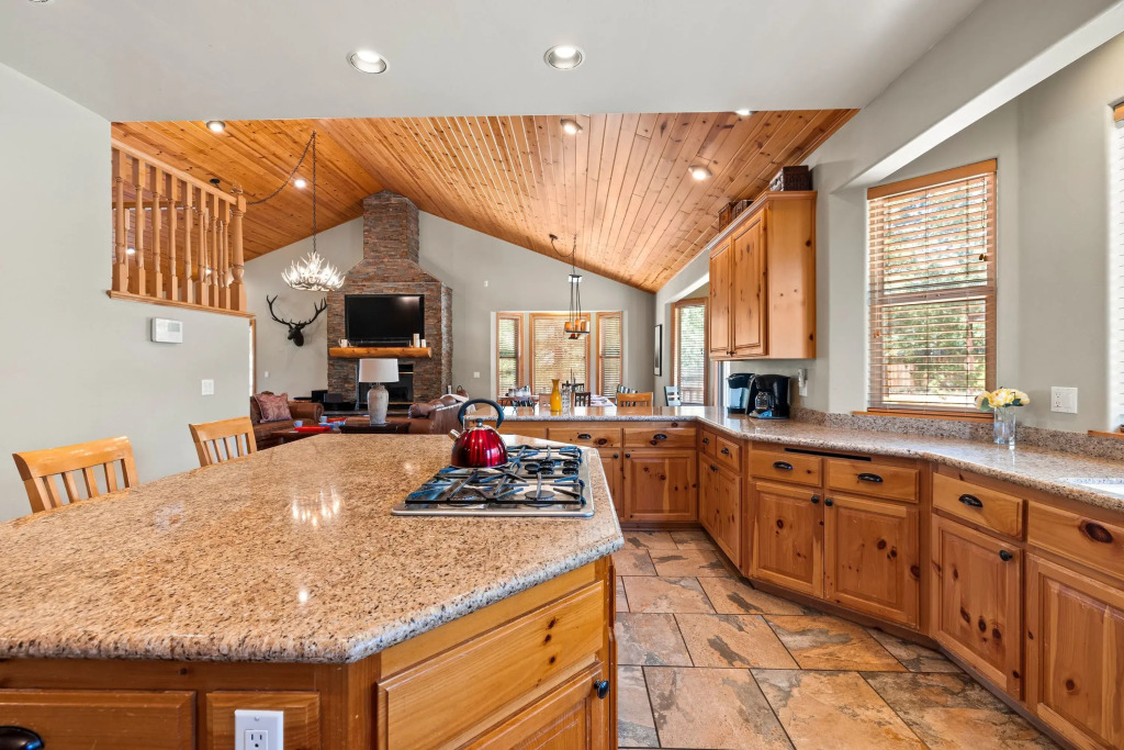 Linaker Lodge by Avantstay Gorgeous Cabin in Big Bear w/ Views
