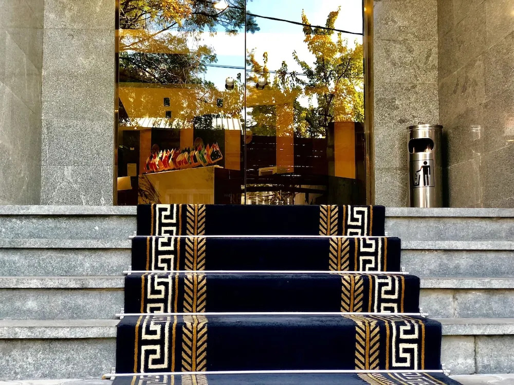 Tbili Hotel