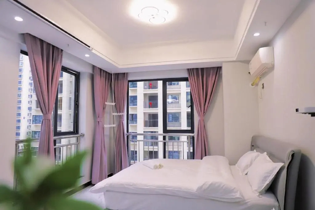 Locals Apartment House 05