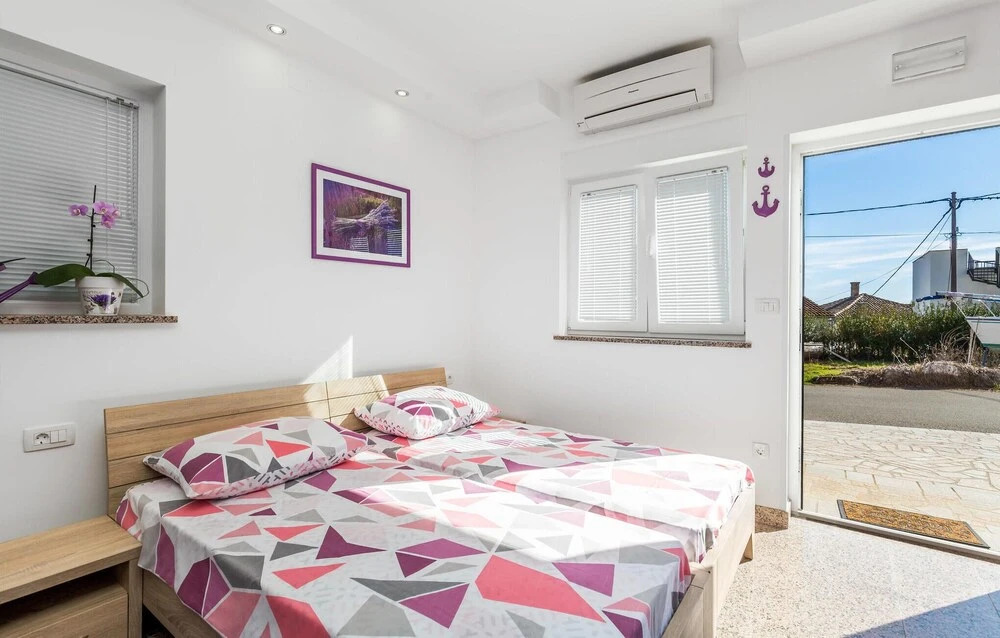 Beautiful Apartment in Rukavac With Wifi