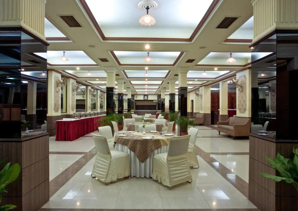 Hotel Surya Royal