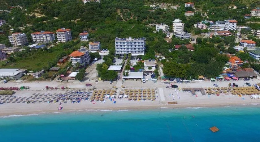 Hotel Blue Days