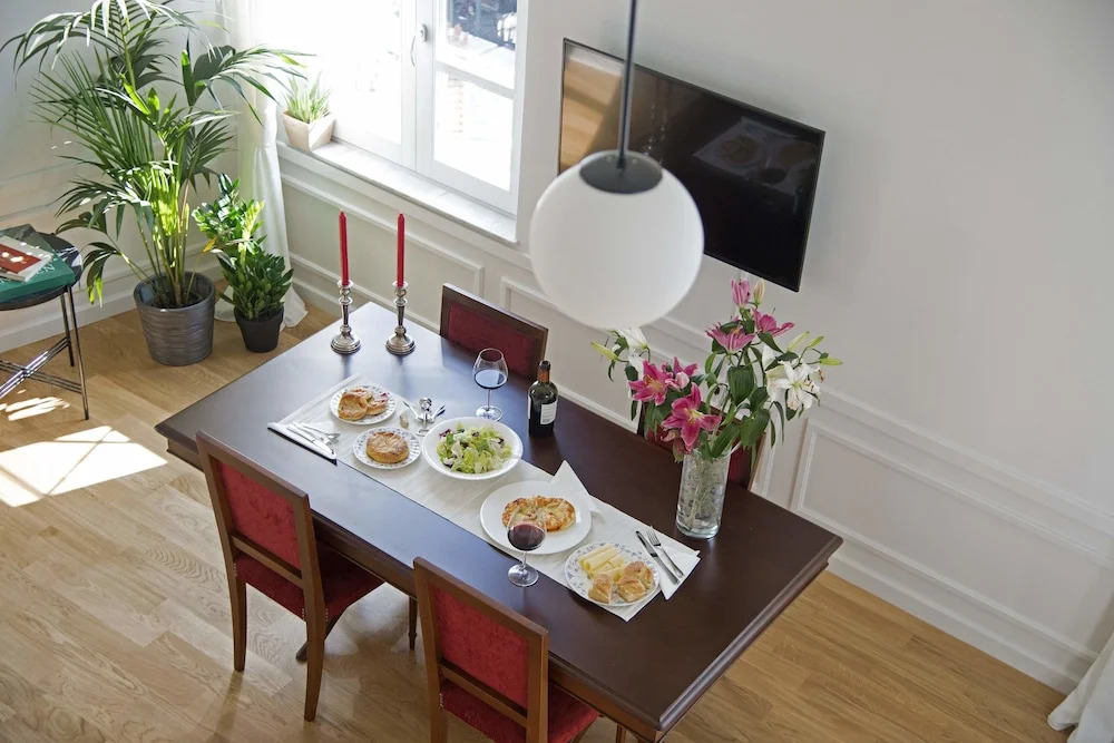 Four Streets Athens - Luxury Suites Apartments in Athens