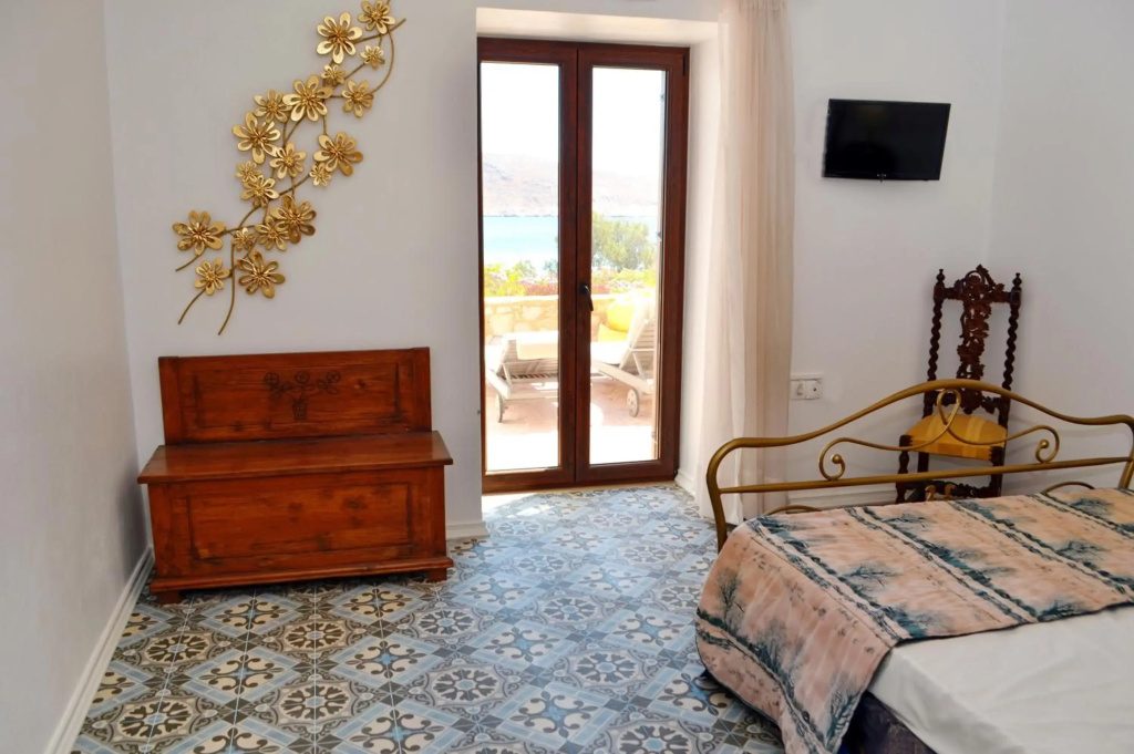 Belvedere private luxury beach villa