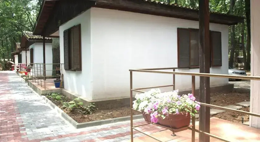 Elmona Holiday Stay