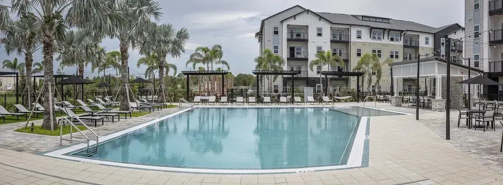 Adeline Apartments 15m to Parks, Pet Friendly, Free Parking by Heavenly Homes