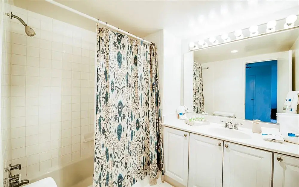 Reagan Airport Apartment