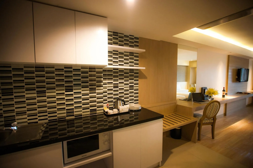 Golden City Rayong Hotel