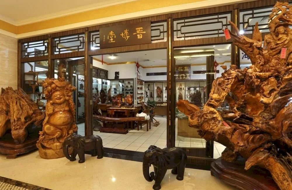 Golden Lotus Herton Seaview Hotel