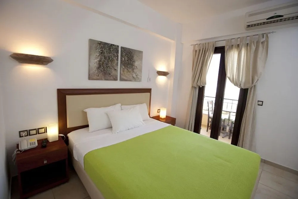 Berdoussis Hotel