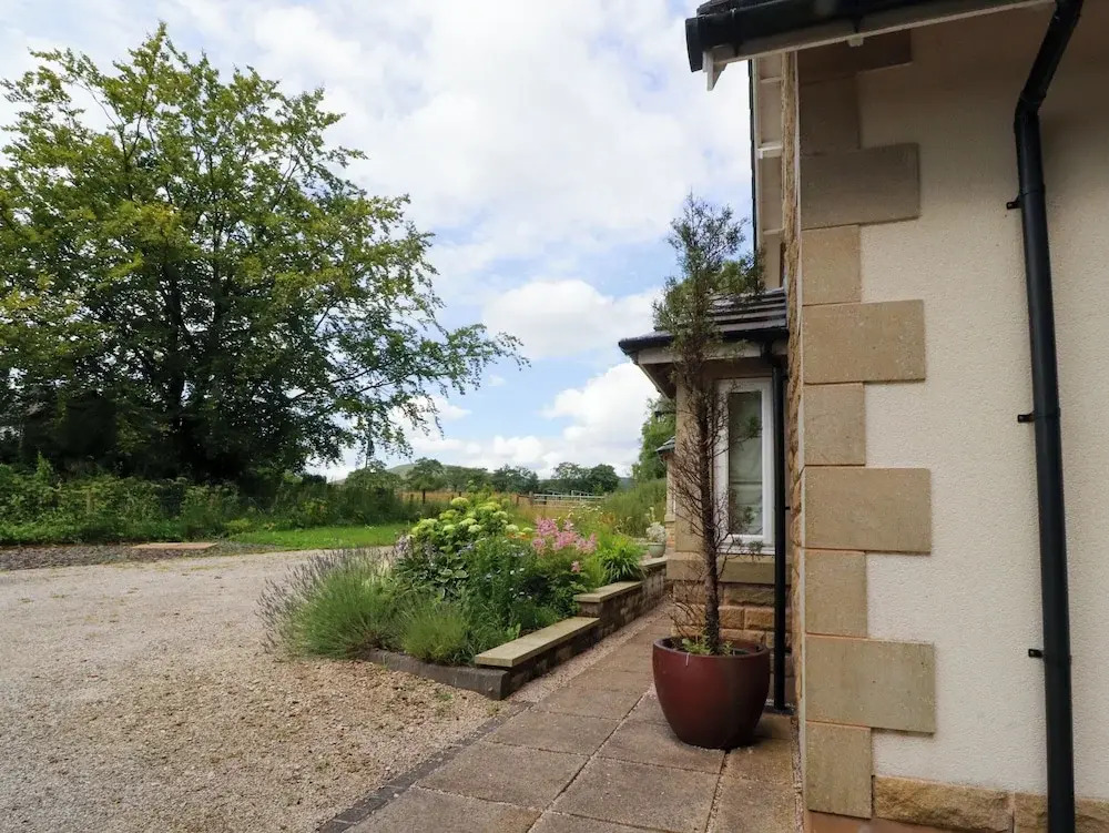 Low Orchard House