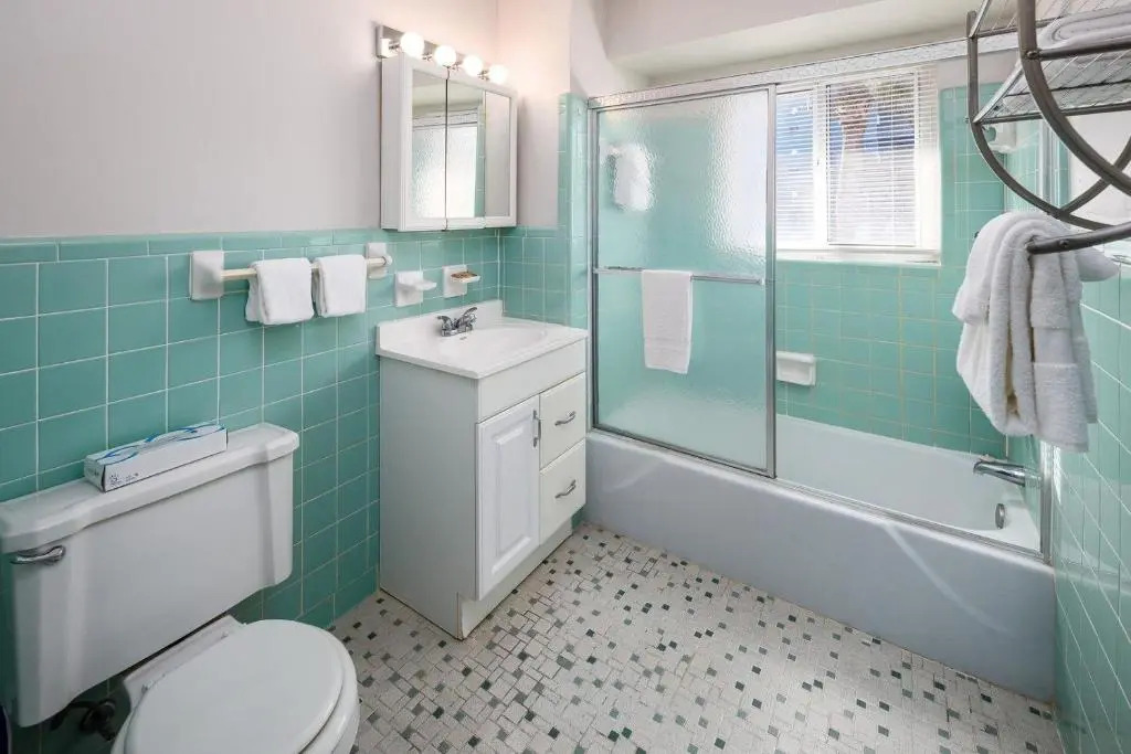Seaspray Condos 210A