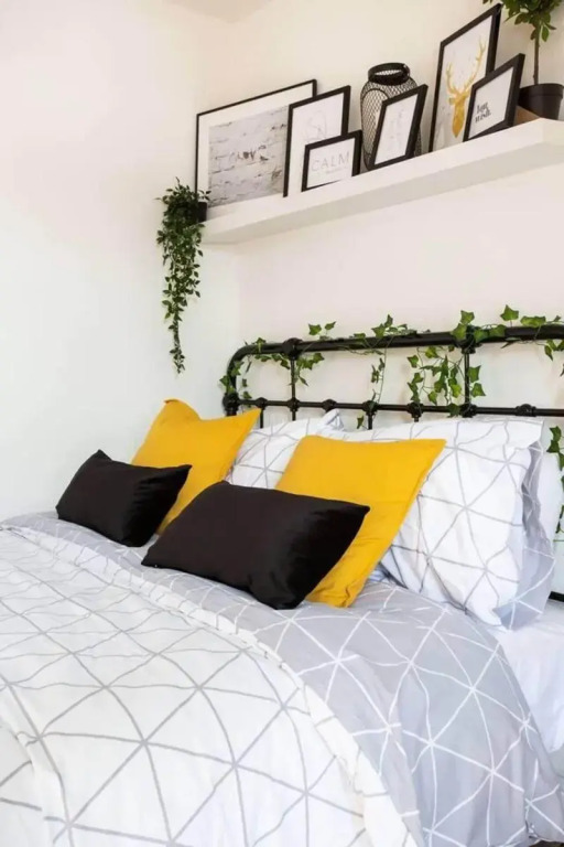 Luxurious 4-bedroom Home on Trendy Ormeau, Belfast