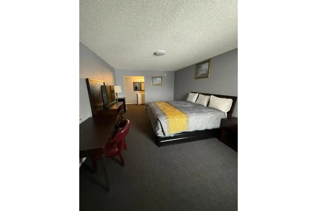 Victorian Inn By OYO Whitesboro US Hwy 82