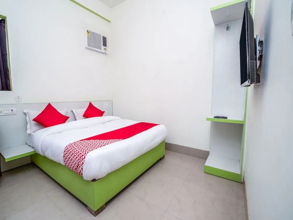 Oyo 14895 Hotel Stay Inn