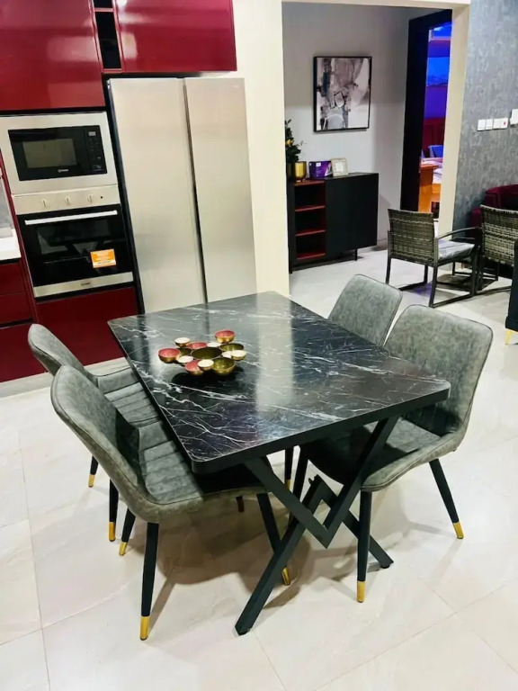Uda Apartment