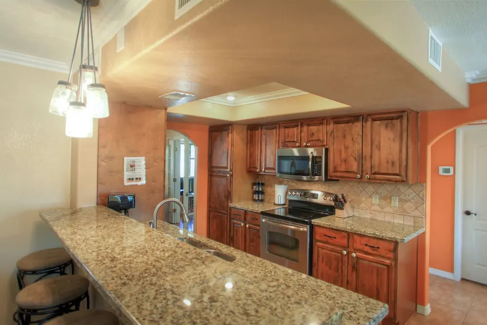 Presidio - 6 Bedroom Home - Scottsdale