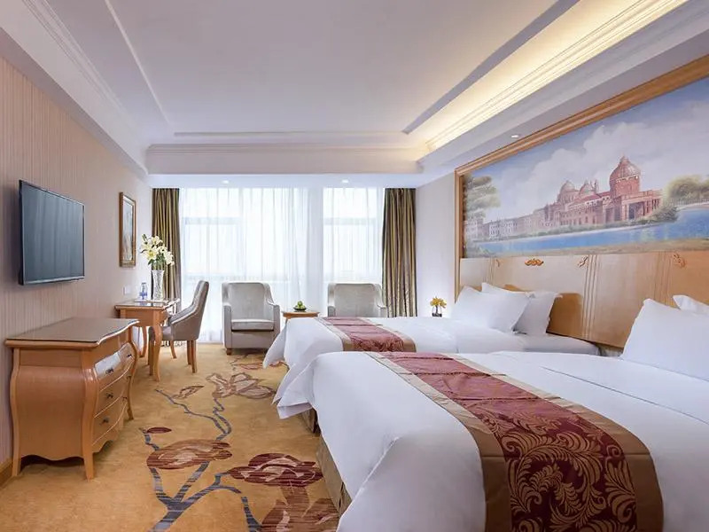 Vienna Hotel Dongguan Chengcaiyuan International Plaza
