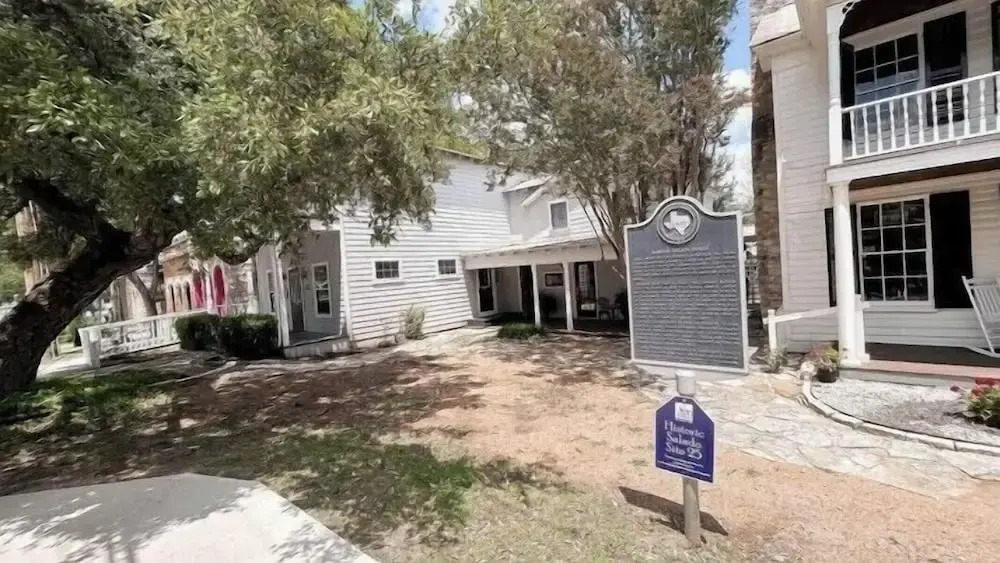 The Salado Inn Kolb Suite