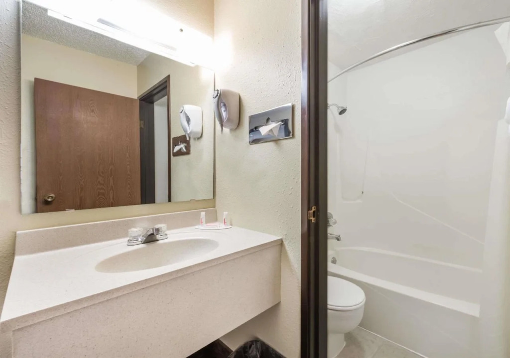 Super 8 Canon City