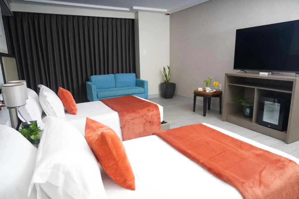 MCollection - Stay Across NAIA Terminal 3 in Newport City