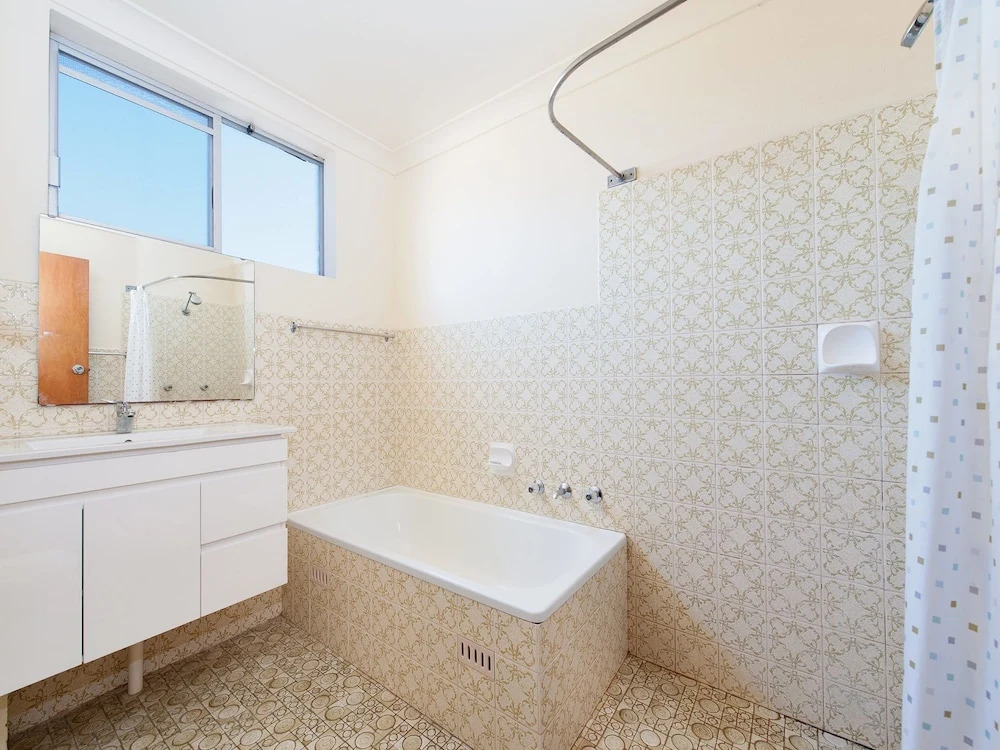 Thurlow Lodge, 6/6 Thurlow Avenue