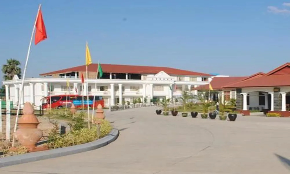 Royal Lotus Hotel