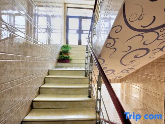 Tumen Xinyu Fashion Hotel