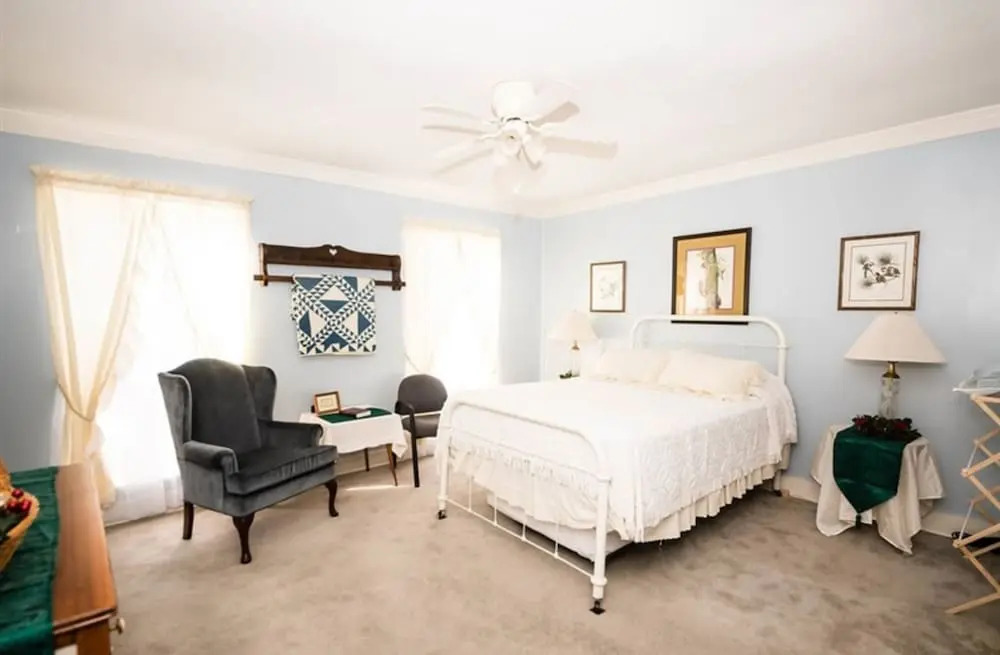 Ammen Home Bed, Breakfast and Retreat