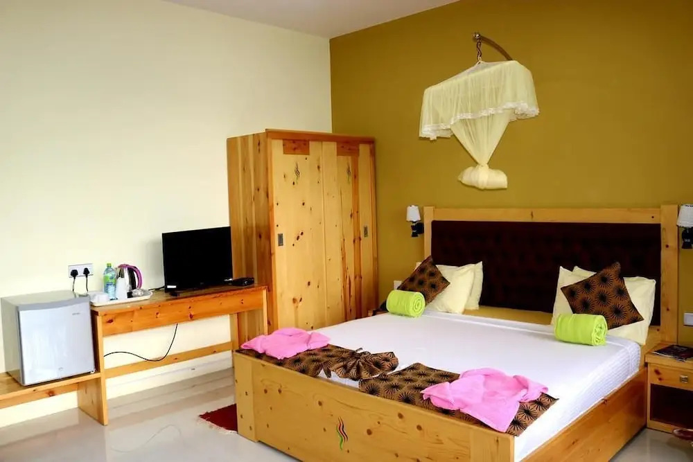 Hotel Ella`s Edge