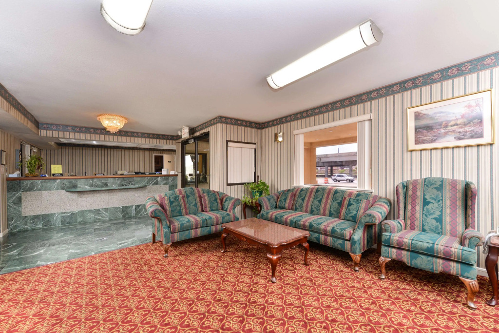 Americas Best Value Inn and Suites Houston/Northwest Brookhollow