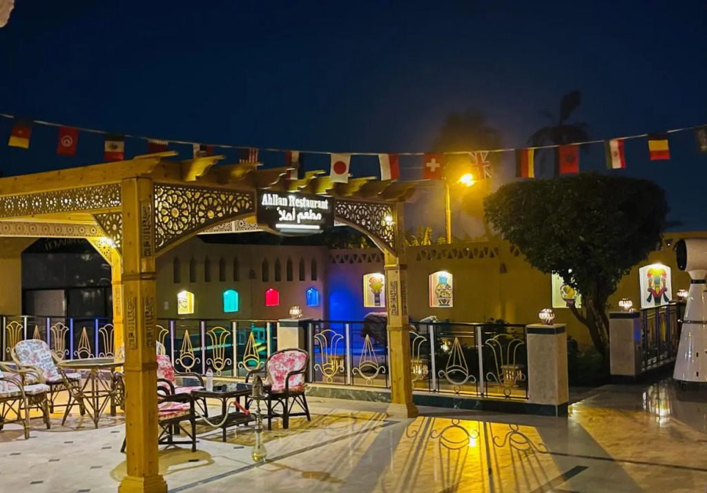 Jewel Howard Carter Hotel