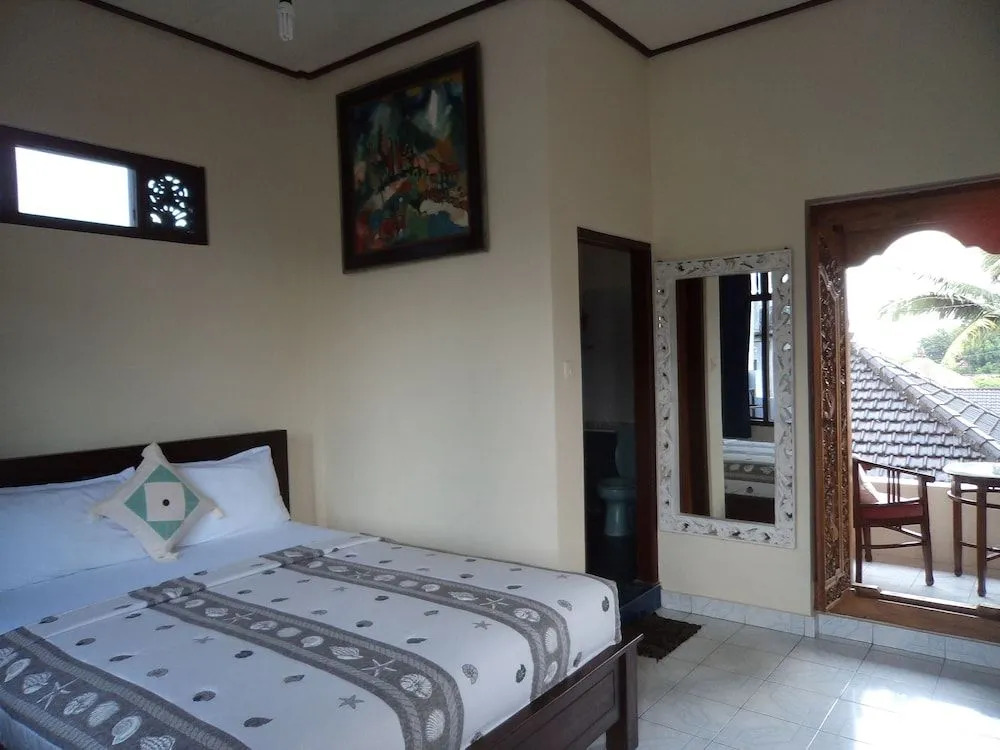 Brata Home Stay
