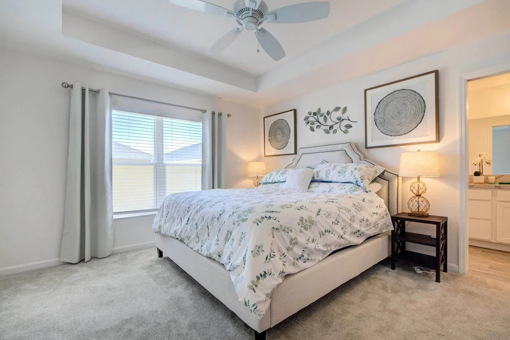 Near Golf and Shops The Villages Home with Lanai!