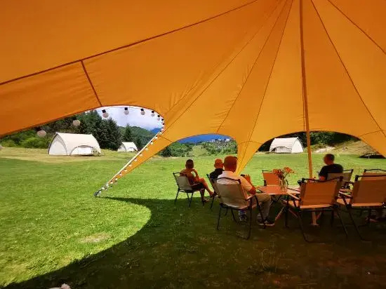 Jiuzhaigou Yunfengli International Outdoor Camp