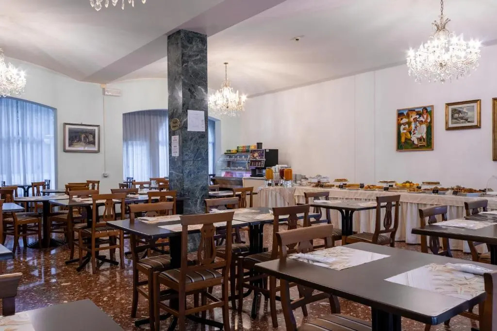 Esedra Hotel