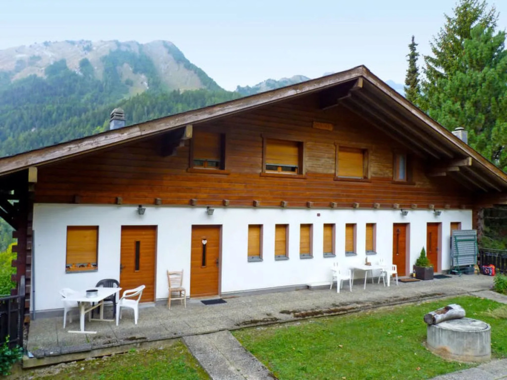 Apartment Jorasse C 20 by Interhome