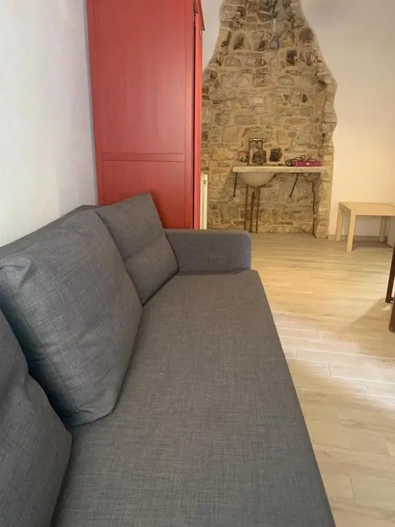 S236 - Sirolo, monolocale nei vicoli