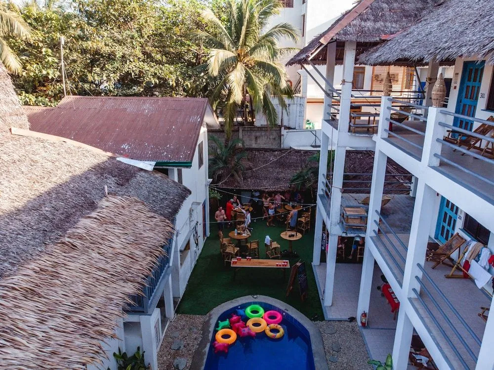 Mad Monkey Hostel Boracay