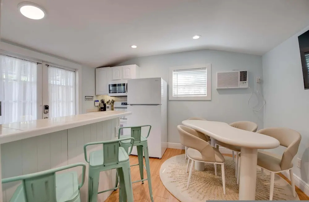 New The Cottage at James House