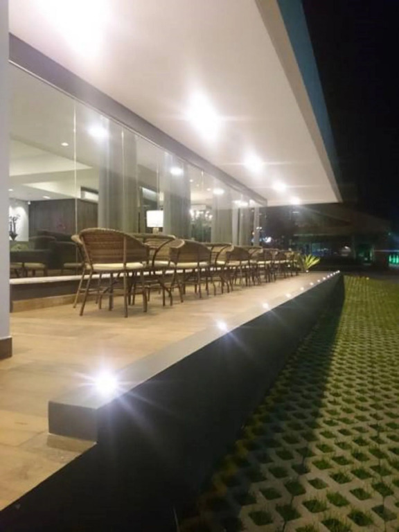 Blue Hill Hotel