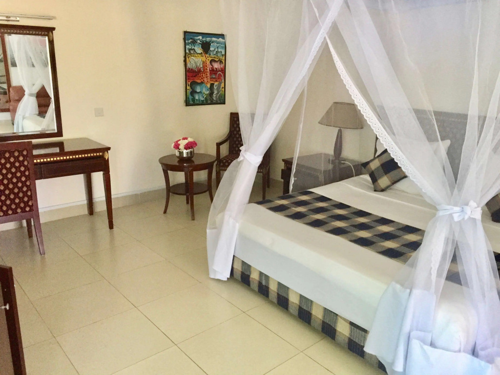 Oceanic Bay Hotel & Resort